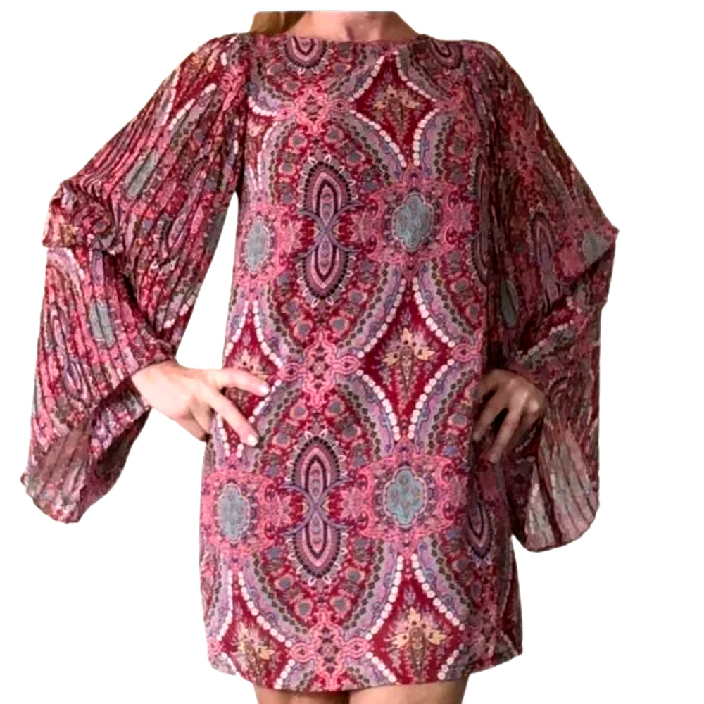 Fire Los Angeles Red Patterned Bell Sleeve Shift Dress L NEW